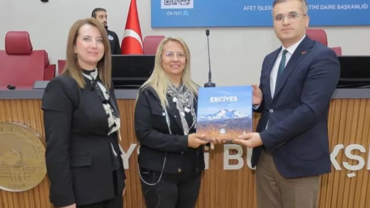 Kayseri Büyükşehr’den arama kurtaram ekibin bulaşıcı hastalık eğitimi