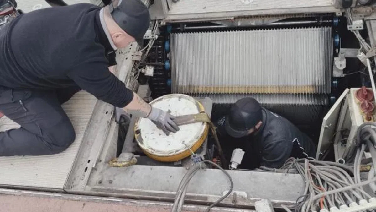 İzmit’teki yürüyen merdivene motor tadilatı