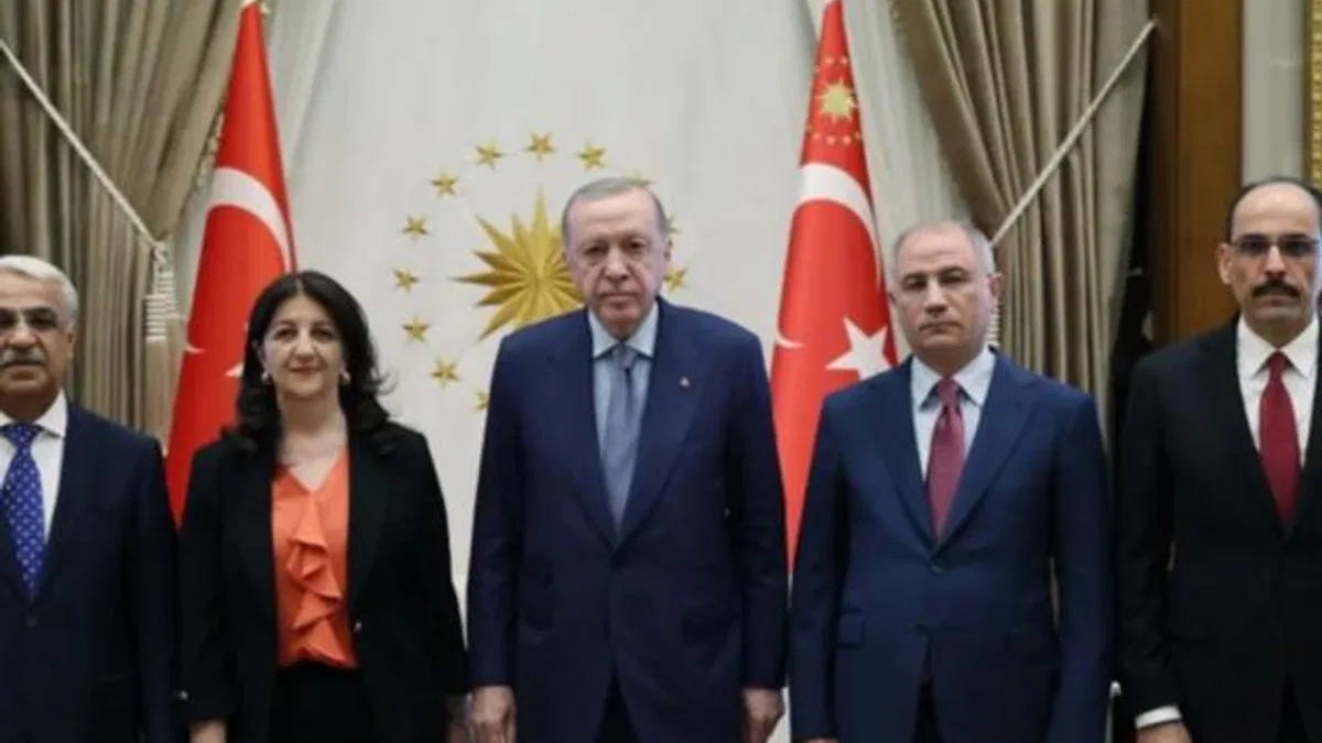 Erdoğan, DEM Parti Heyetini Külliye’de kabul etti
