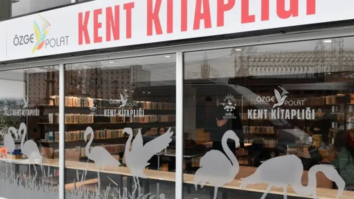 CHP Genel Başkanı Özel’den Çiğli’de iki açılış
