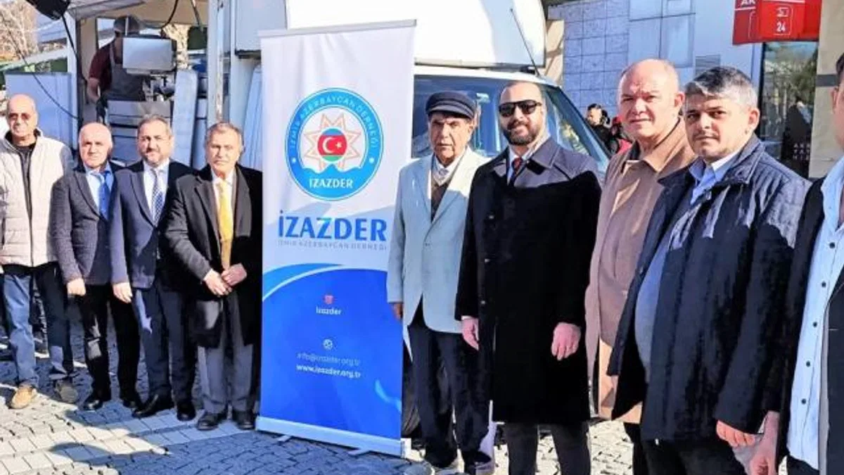 İzmir’de Azerbaycan’a anlamlı anma