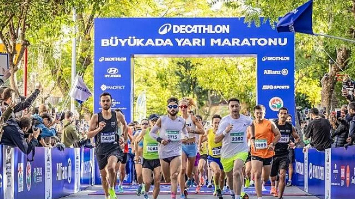 Decathlon Büyükada Yarı Maratonu Rekor Katılımla Tamamlandı