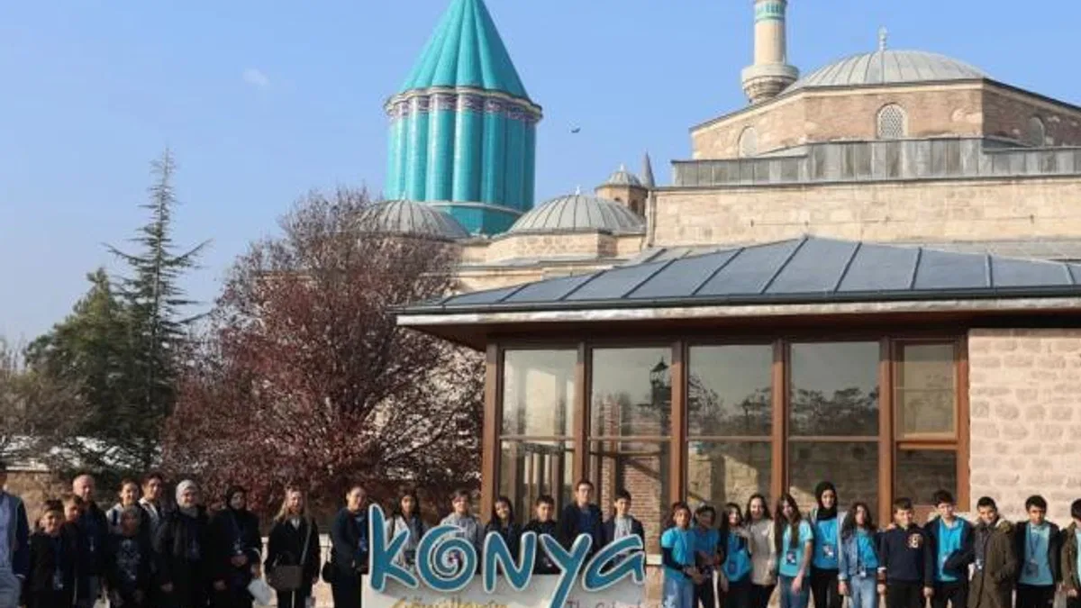 Konya’da öğrenciler tarihi kültürel mekanlarını keşfediyor