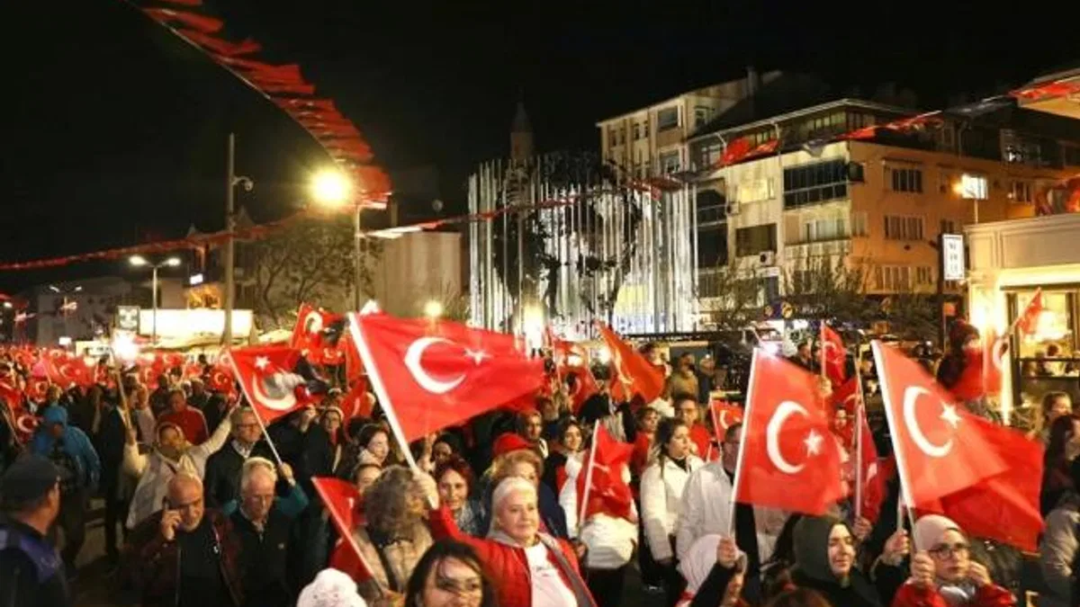 Mudanya’da 19:23 yürüyüşü ile adımlar aynı heyecanla atıldı