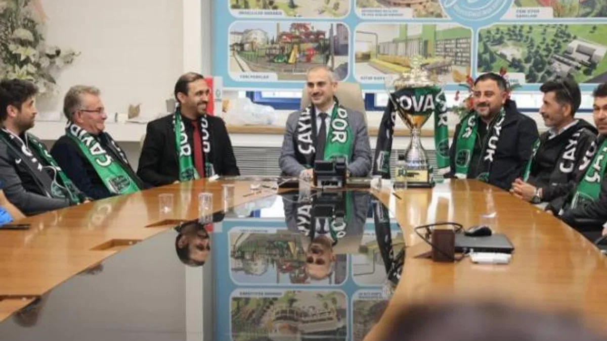 Başkan Çiftçi, şampiyon Çayırovaspor’u ağırladı