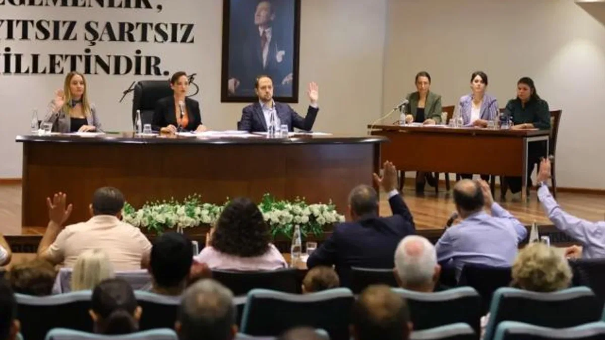 İzmir Meclisi’nde Efes otoparkı tepkisi!