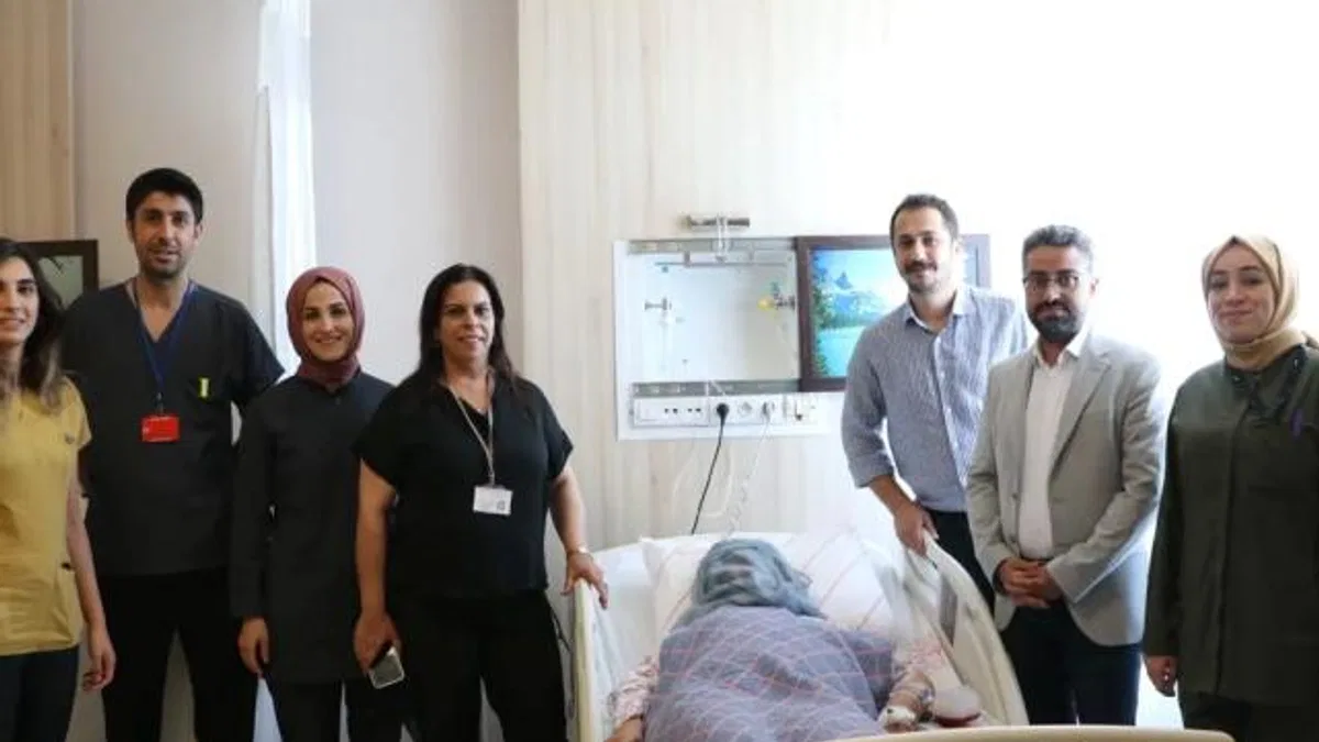 Bingöl’de beyin cerrahisi ekibi omurilik tümörünü başarıyla çıkardı