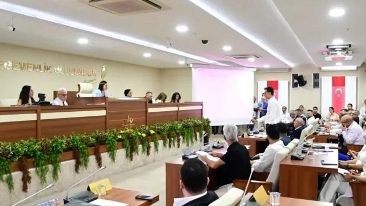 İzmir Karabağlar’dan eğitime güçlü destek