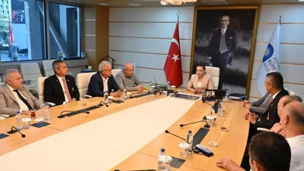 Antalya Büyükşehir şehit aileleri ve gazileri yalnız bırakmıyor