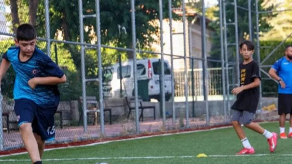 Antalya’da Futbol Akademisi’nde yeni sezon başladı