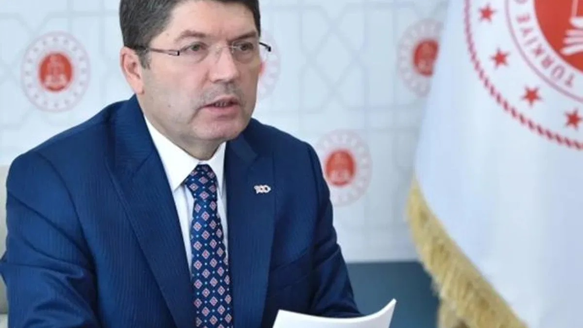 Bakan Tunç: 17-25 Aralık kumpası tarihin çöp sepetine atıldı