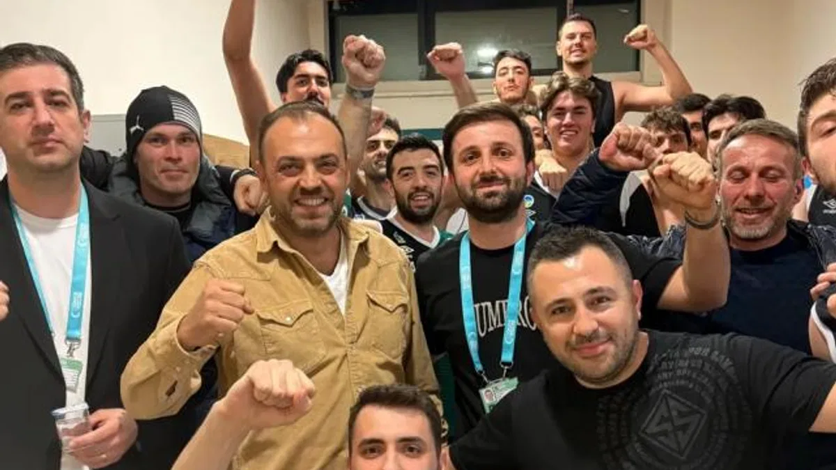 Sakarya’nın devleri Uşak’ta Play-Off’un ilk maçını kazandı!