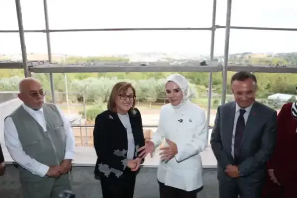 Gaziantep'te yapımı süren Yaş Bakım ve Rehabilitasyon Merkezi’ne ziyaret