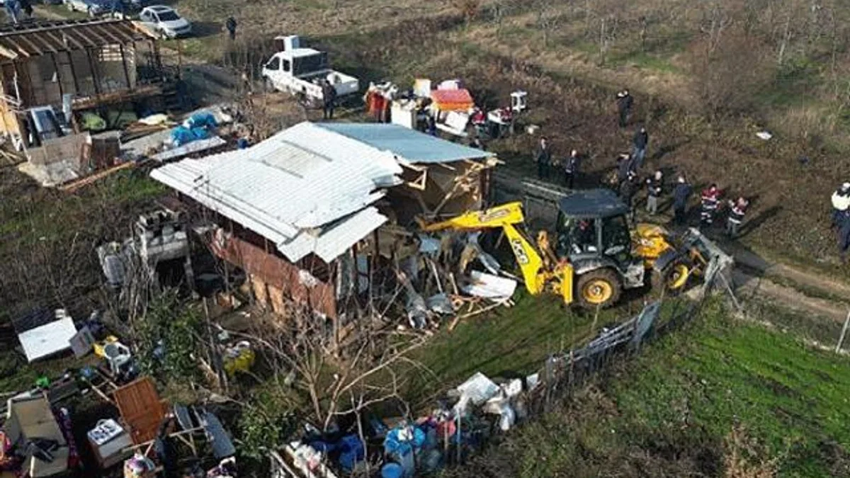 Kaçak Yapılar Bir Bir Ortadan Kaldırılıyor