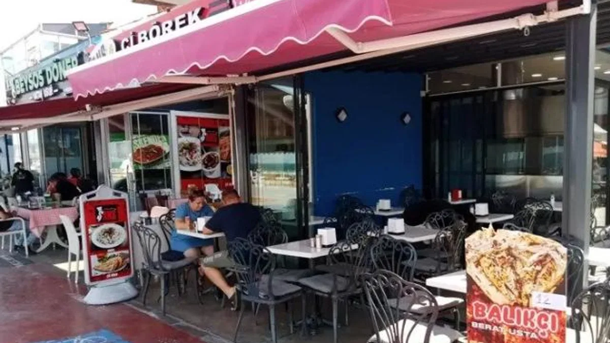 Mudanya sahilinde balık ekmek ilgi odağı oluyor