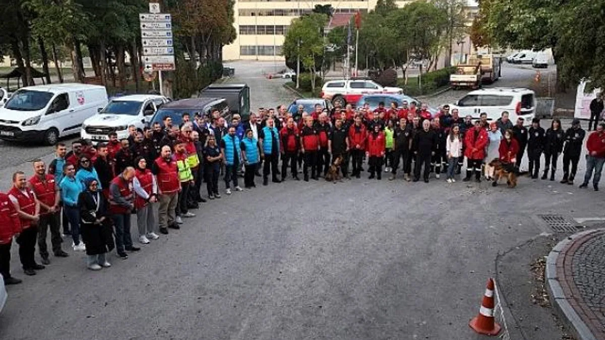Kocaeli’den Söğüt’e afet tatbikatı konvoyu