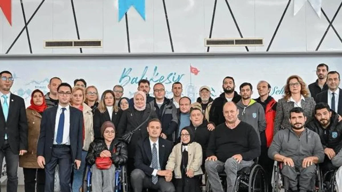 ”Balıkesir’de engelleri kaldırmak boynumun borcu”