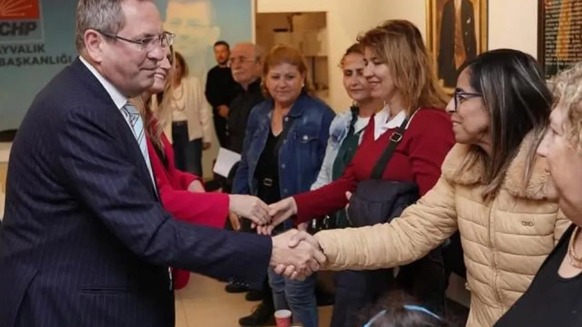 Balıkesir Ayvalık’ta CHP örgütü bayramlaştı