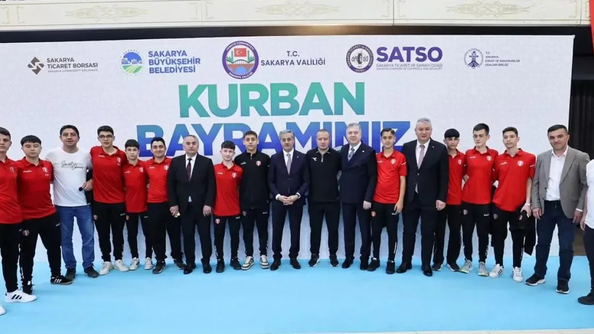 Sakarya Büyükşehir’den bayram kutlaması
