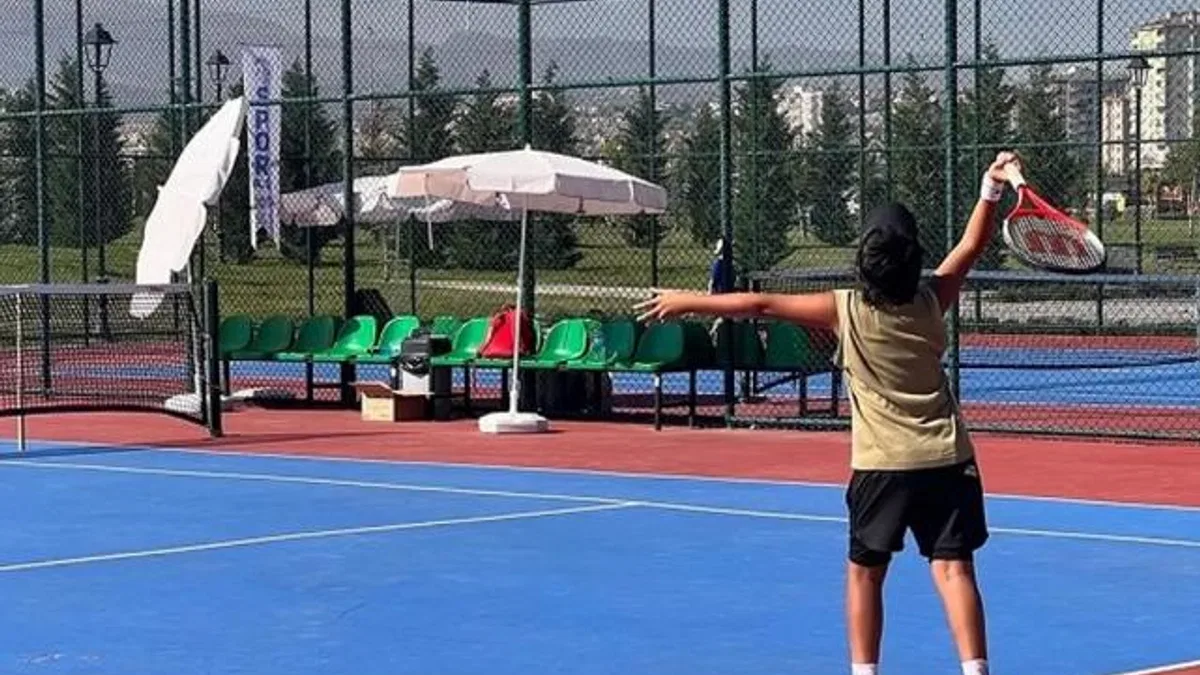 Kayseri Büyükşehir’den heyecanlı tenis turnuvası