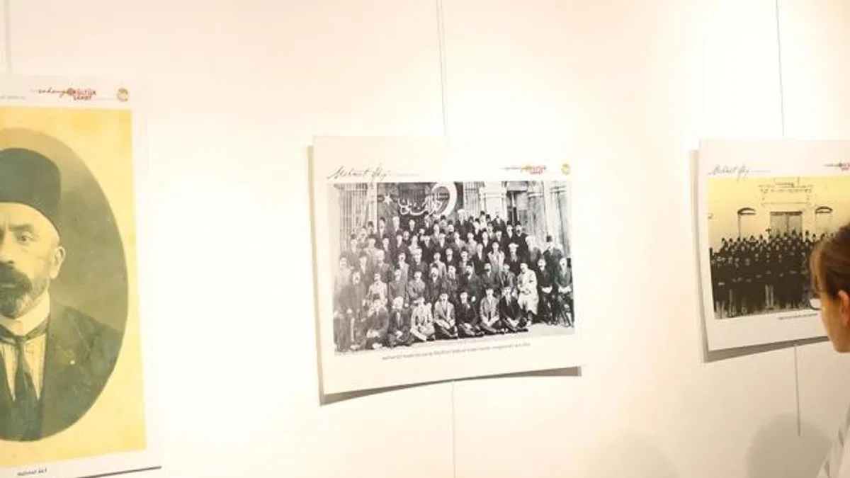 Sakarya’da Mehmet Akif Ersoy sergisi açıldı
