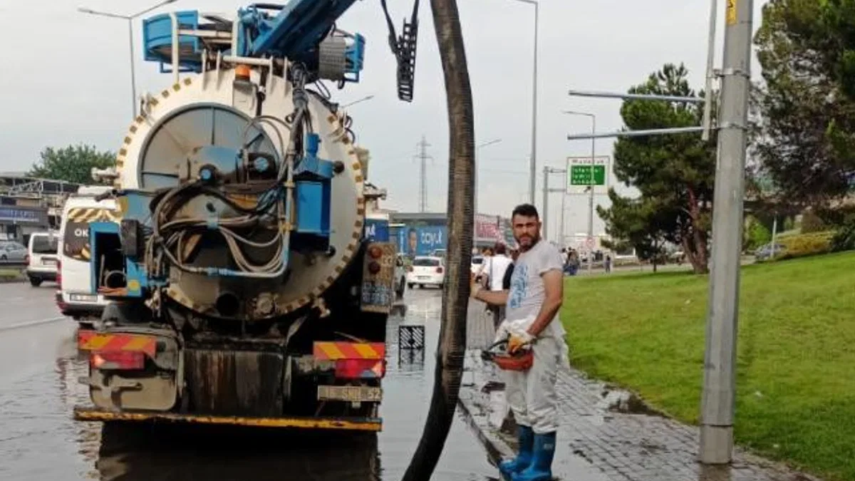 Bursa’da yağmur mesaisi