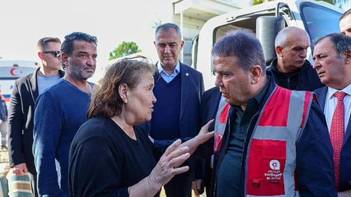 Başkan Böcek’ten Manavgat’a geçmiş olsun ziyareti