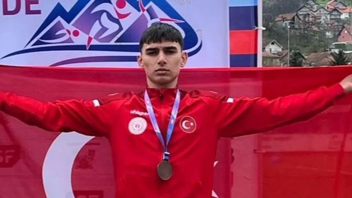 Bursa Osmangazili milli atletten dünya üçüncülüğü