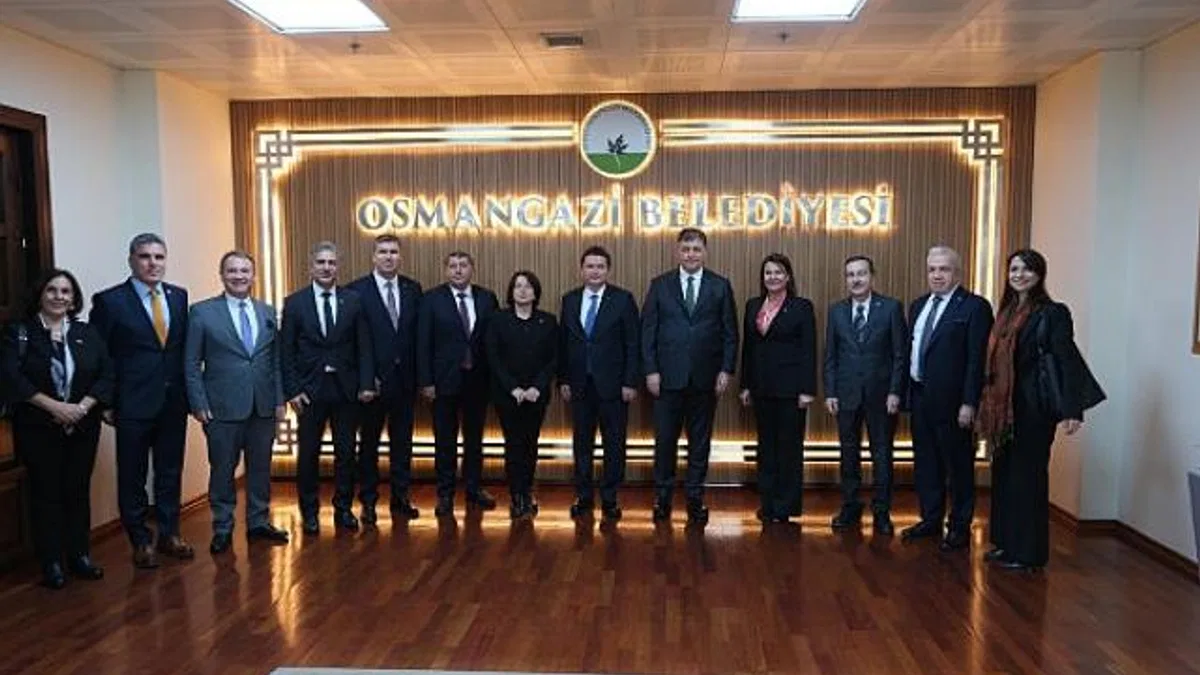 Başkan Tugay’dan iklim krizine karşı “vites yükseltelim” mesajı