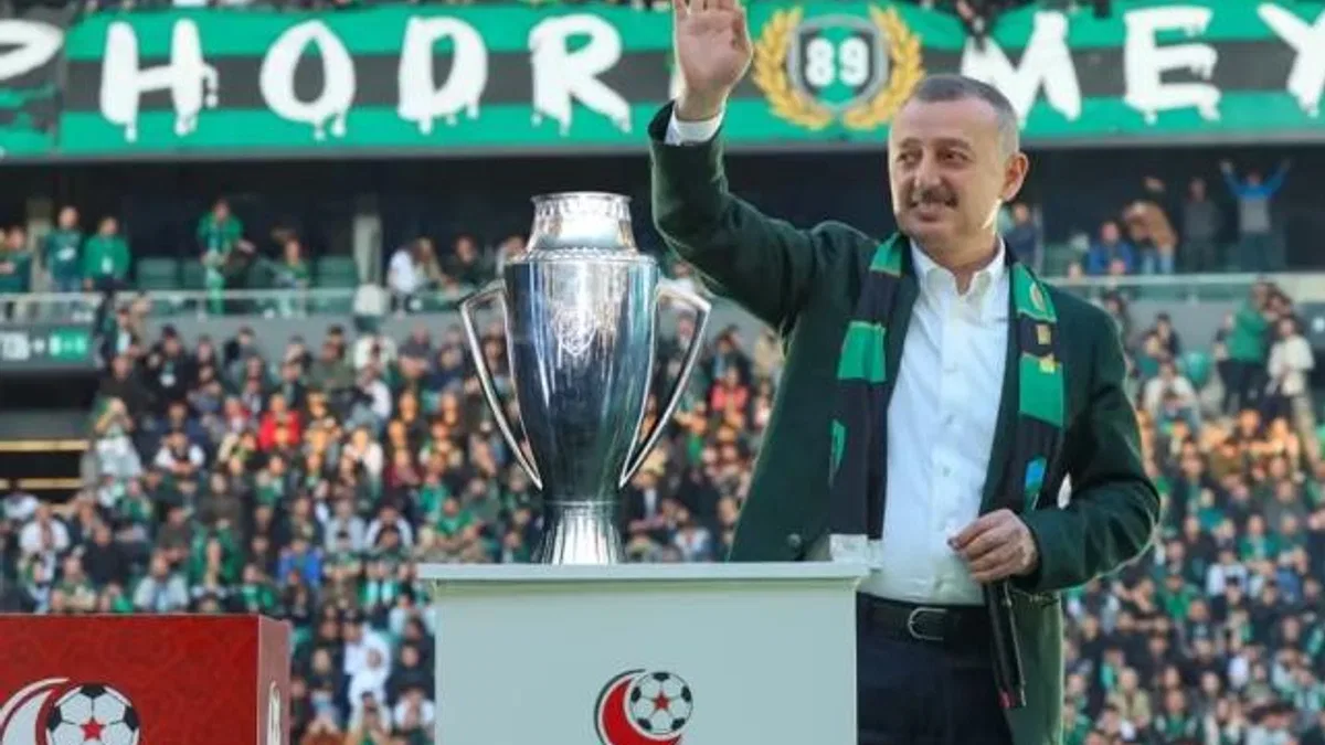Başkan Büyükakın’dan Kocaelispor’a 60. yıl mesajı