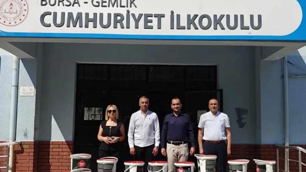 Bursa Gemlik’te eğitime renkli destek