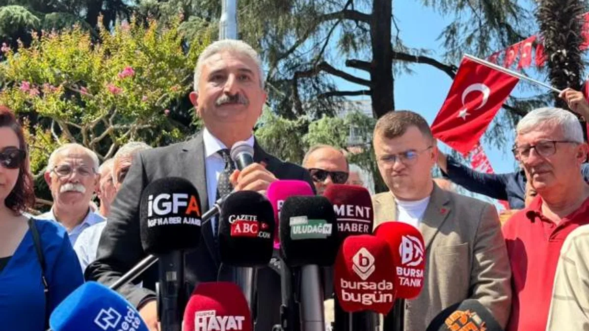 CHP Bursa’dan bağımsızlık ve Cumhuriyet vurgusu