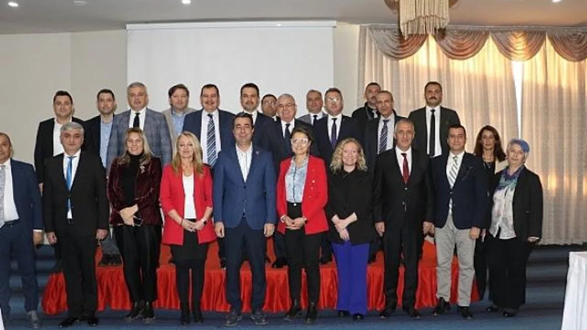 Büyükşehir Belediyeleri Kırsal Kalkınma İçin Manisa’da Bir Araya Geldi