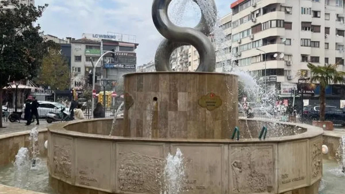 Manisa’da kentin havuzlarına Büyükşehir bakımı