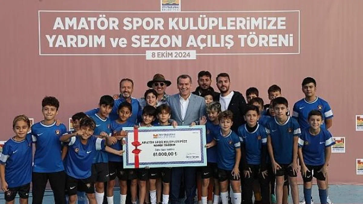 Zeytinburnu’ndaki Amatör Futbol Kulüplerine Nakit Desteği Devam Ediyor