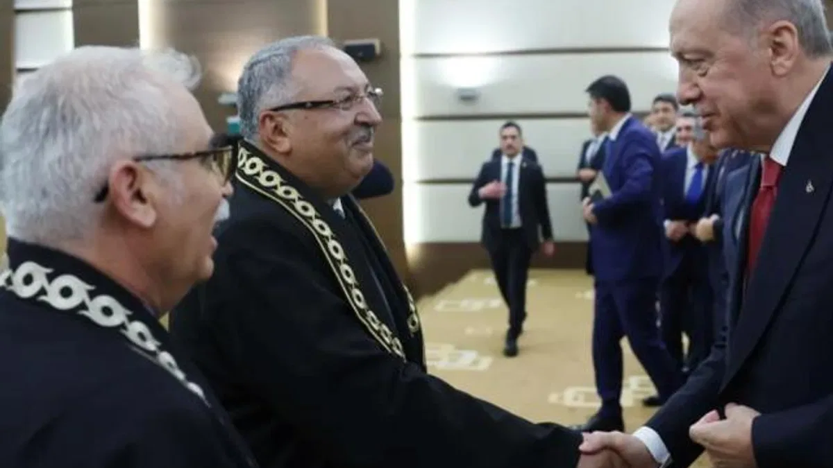 Metin Kıratlı kisvesini giydi