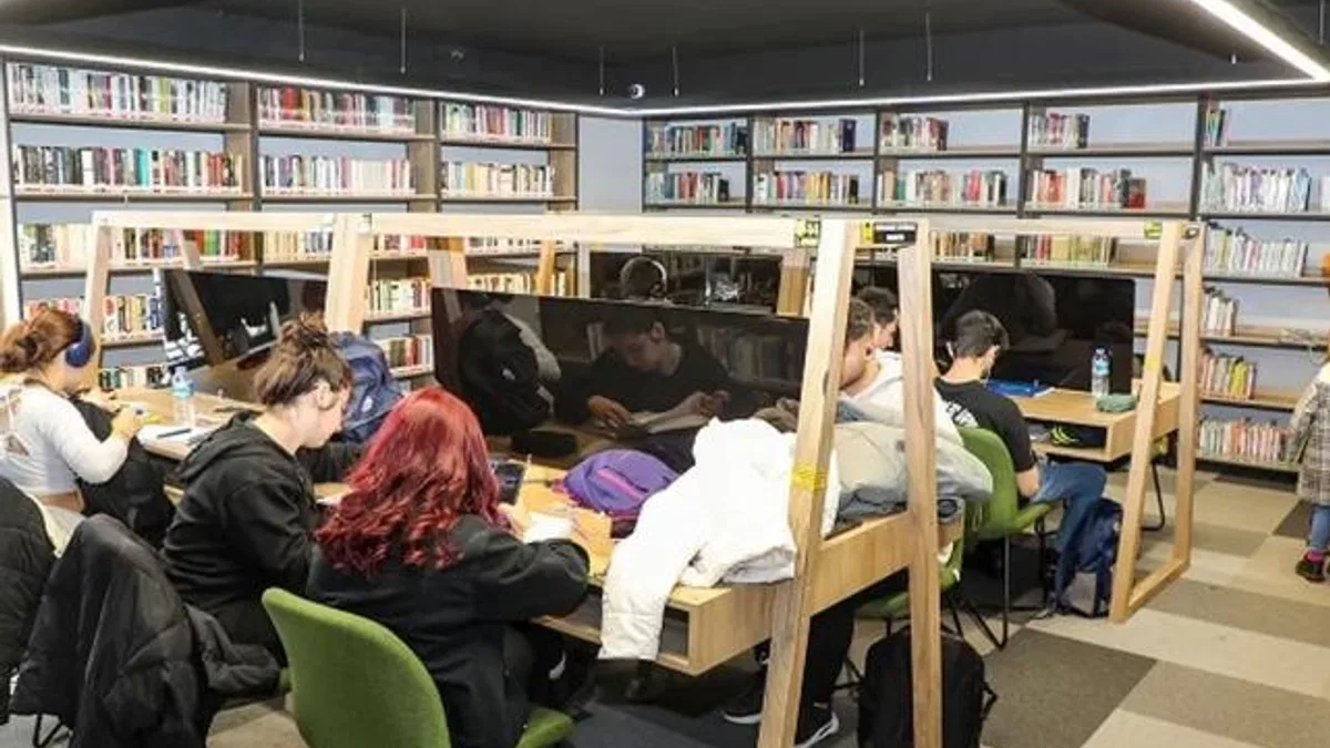 Kayserili öğrencinin çalışma adresi Talas kütüphaneleri