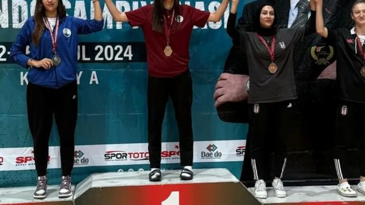 Osmangazili taekwondocu Türkiye ikincisi oldu