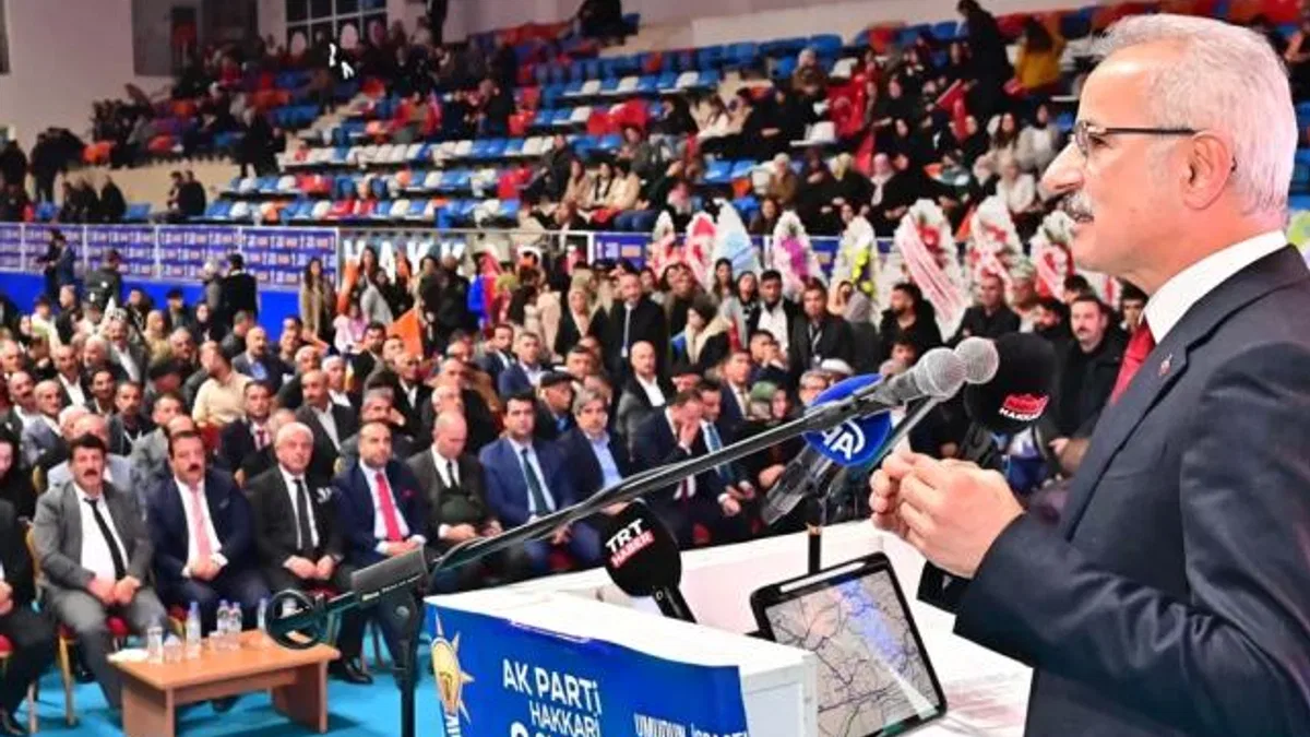 Bakan Uraloğlu: Hakkari’ye ne lazımsa yapmaya gayret ettik
