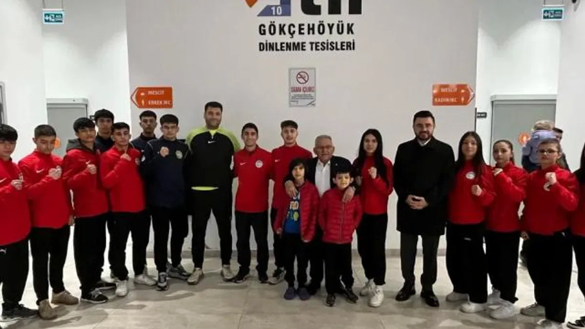Kayseri Büyükşehir’den Spor AŞ sporcularına tebrik