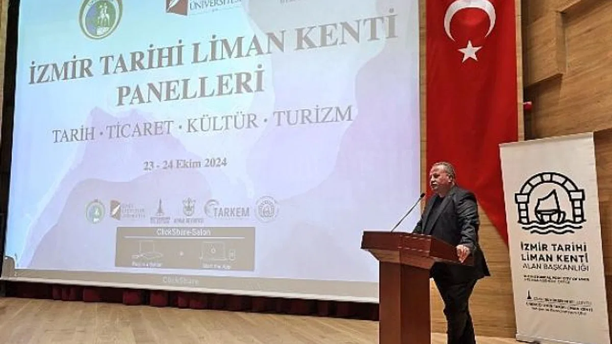 Başkan Mutlu İzmir Tarihi Liman Kenti Panelleri’nde konuştu “Tarihi dokuyu yaşatmak ve dünyaya tanıtmak istiyoruz”