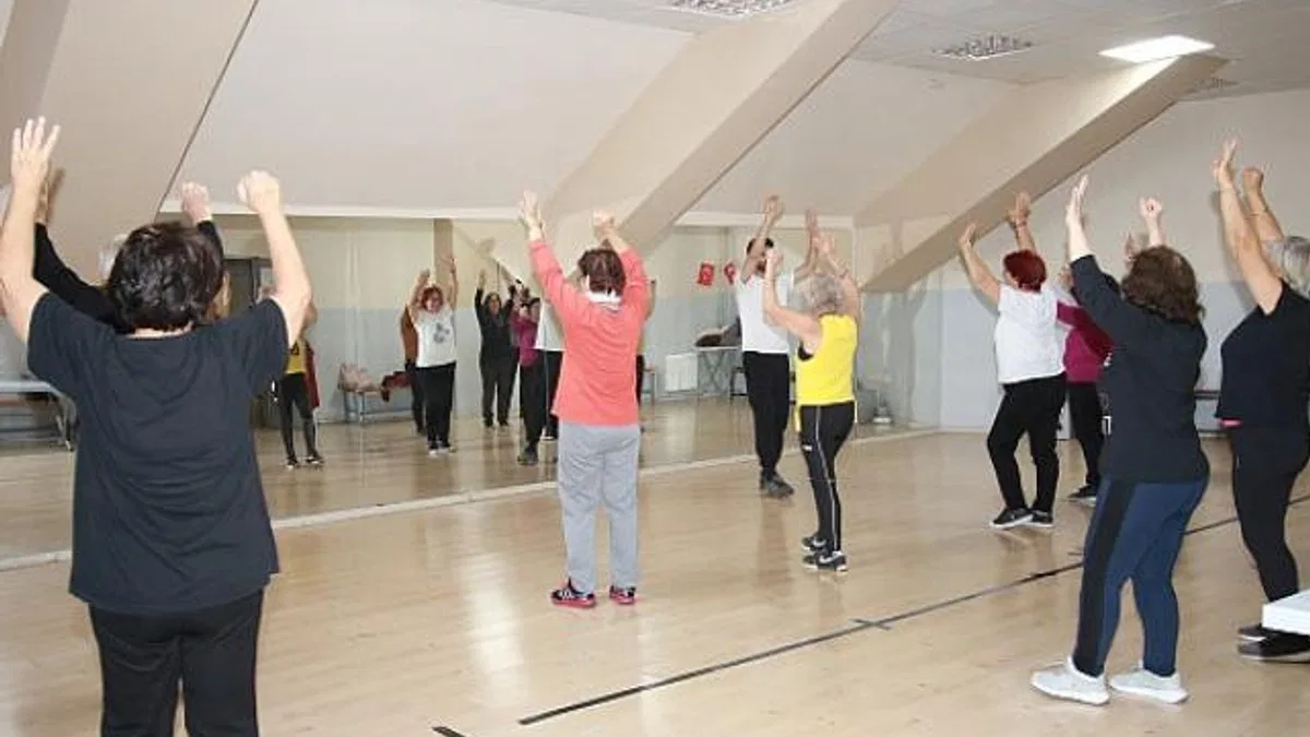 Çınarlar, spor yaparak “Hayatın İçindeyim” ile zinde kalıyor