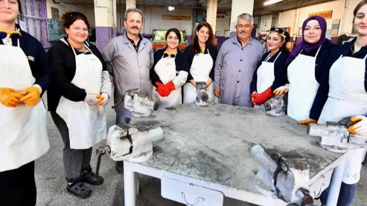 İzmir’de kadınlar ve gençler istihdamda daha fazla yer alacak