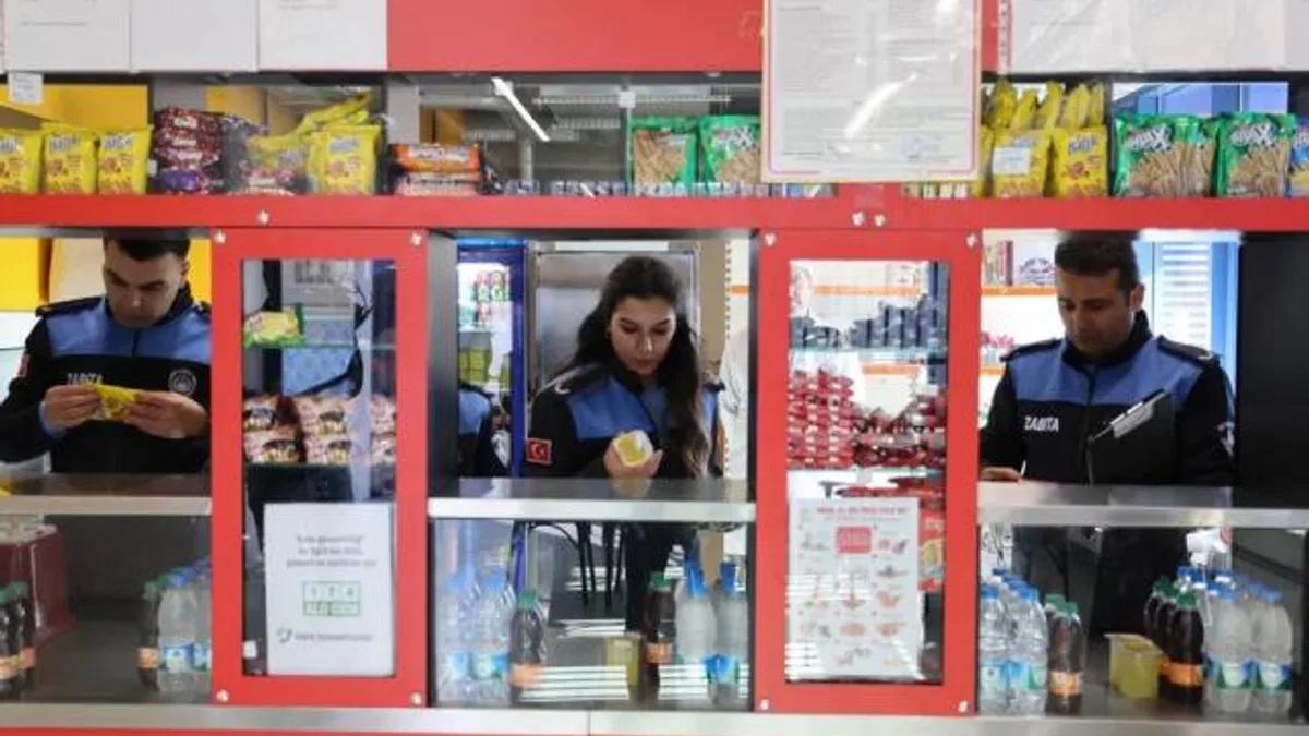 İstanbul Büyükşehir Zabıtası’ndan okul kantinlerine denetim