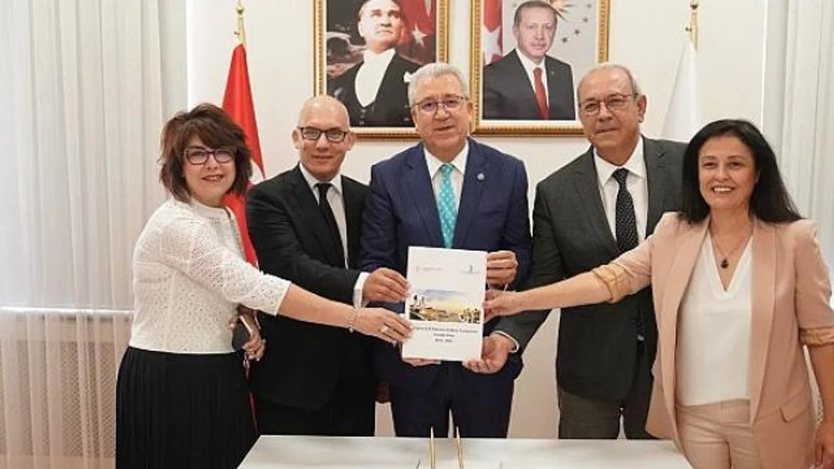 Egeli akademisyenler İzmir’in ilk “Dünya Miras Alanı”nın yaşatılmasına öncülük ediyor