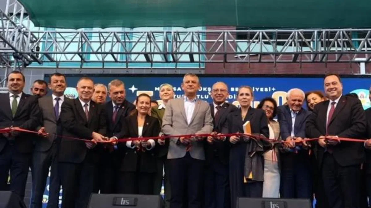 Manisa’da toplu açılış coşkusu
