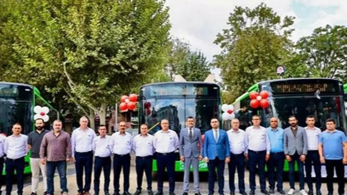 Denizli’de toplu ulaşım filosuna 30 yeni otobüs