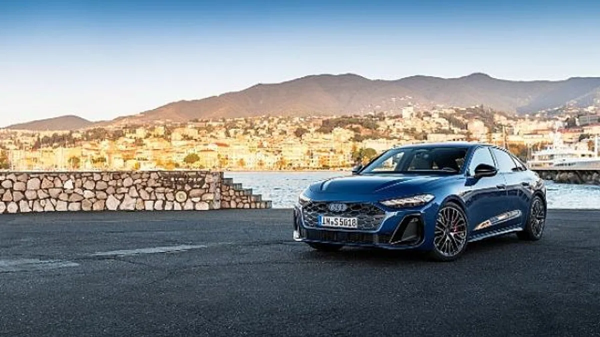 Audi A5, genişleyen boyutları, yeni teknolojisi ve tamamen yenilenen altyapısı ile sınıf atladı