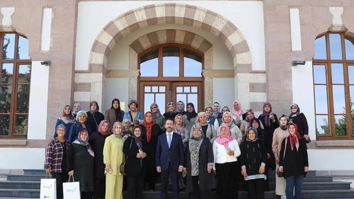 Konya Büyükşehir “Dünya Kadın Çiftçiler Günü”nde kadın çiftçileri buluşturdu