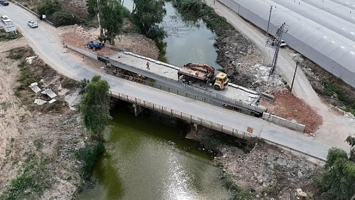 Büyükşehir’den Kundu’ya yeni köprü